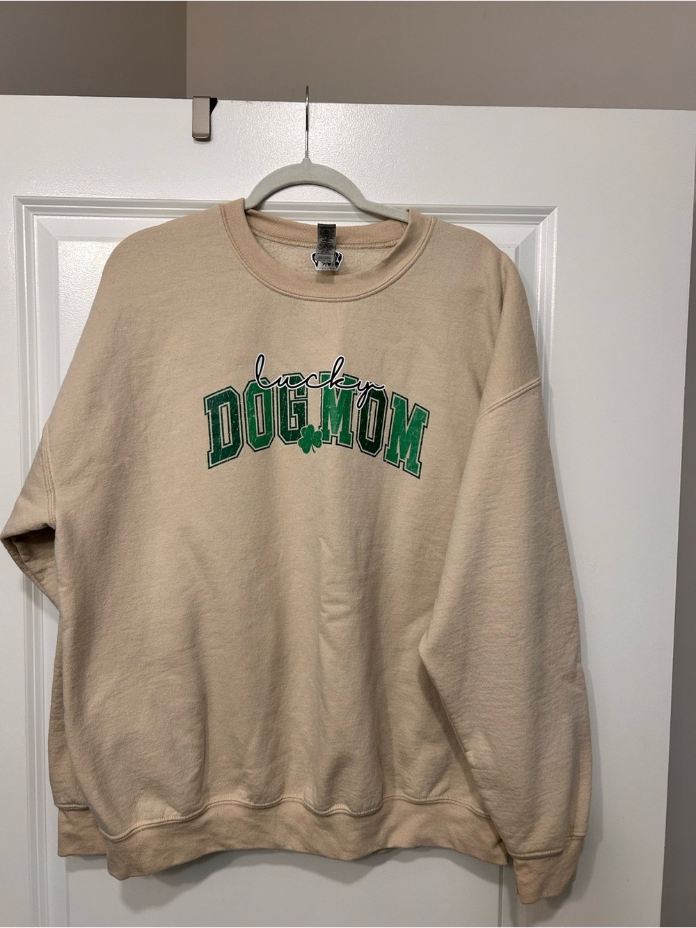 Beige "Dog Mom" Crewneck Sweatshirt - Green Logo